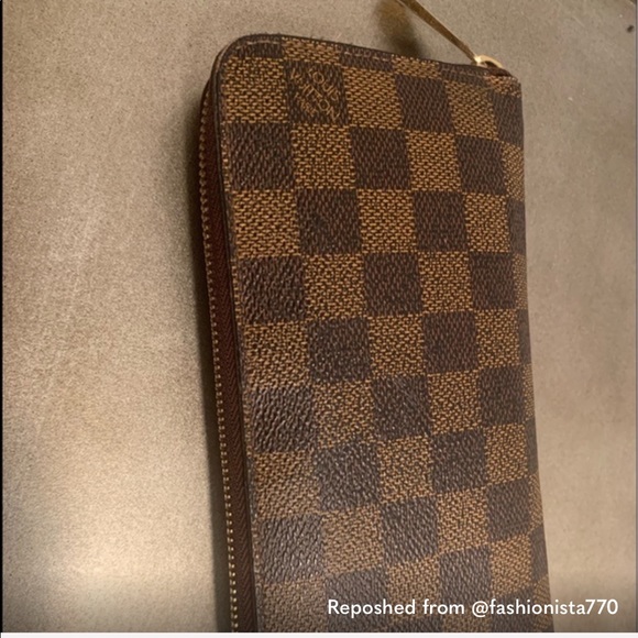 Louis Vuitton Zippy Wallet - Picture 6 of 9